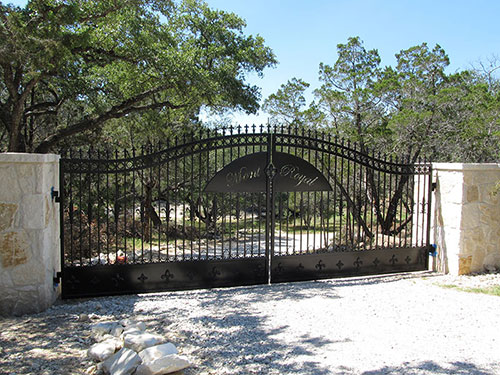 Austin Automatic Swing Gate For Residential Driveways