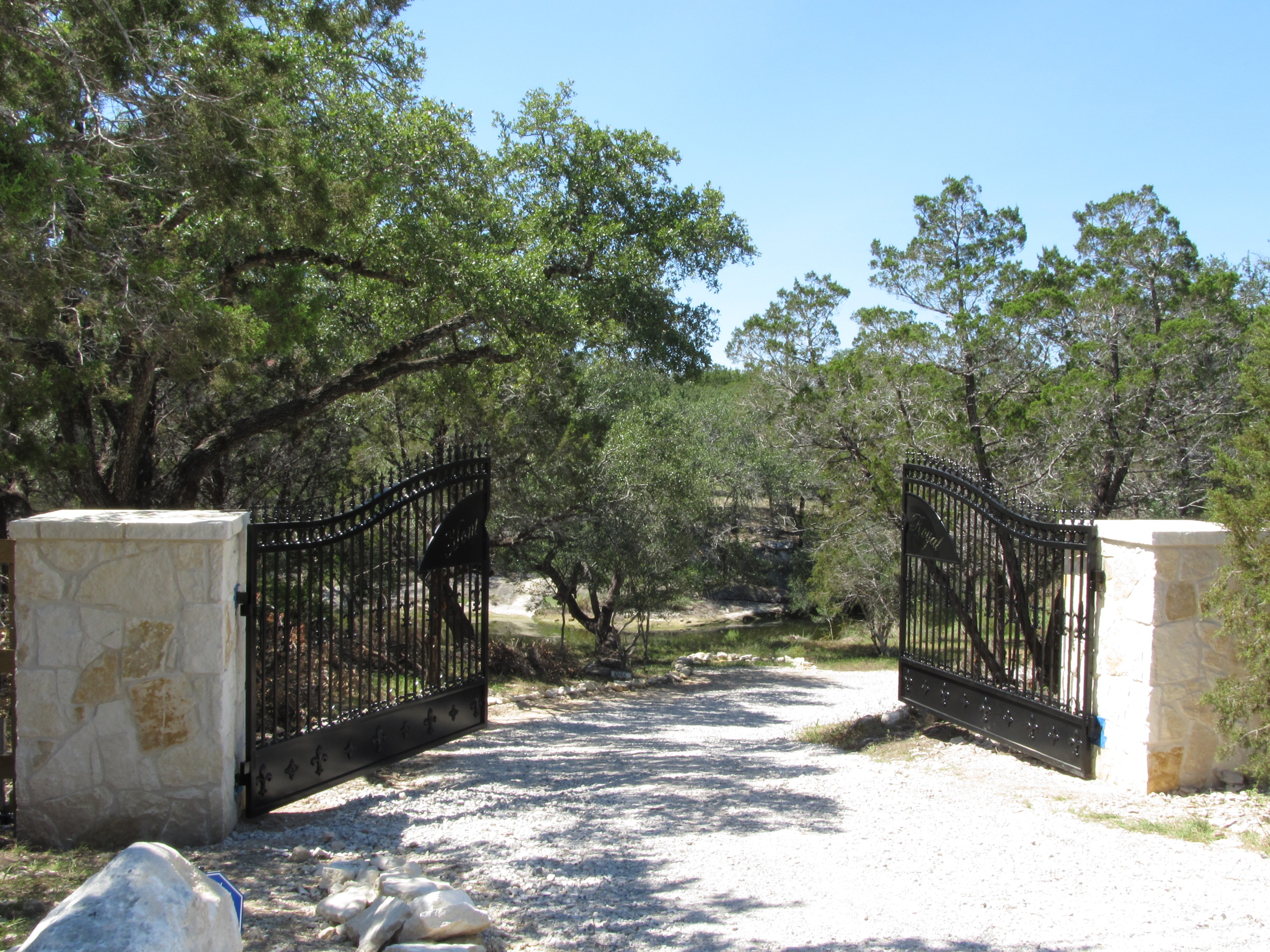 Austin Automatic Driveway Gate Installation for Residential