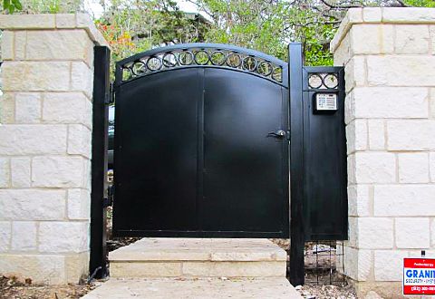 Entry Gate Installation & Design Austin Texas