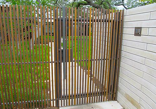 Company Installing Walk Gates in Austin